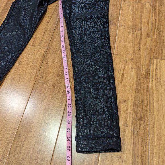 YMI Hide Your Muffin Top Skinny High Rise Black Cheetah Pants Stretchy - Picture 8 of 13